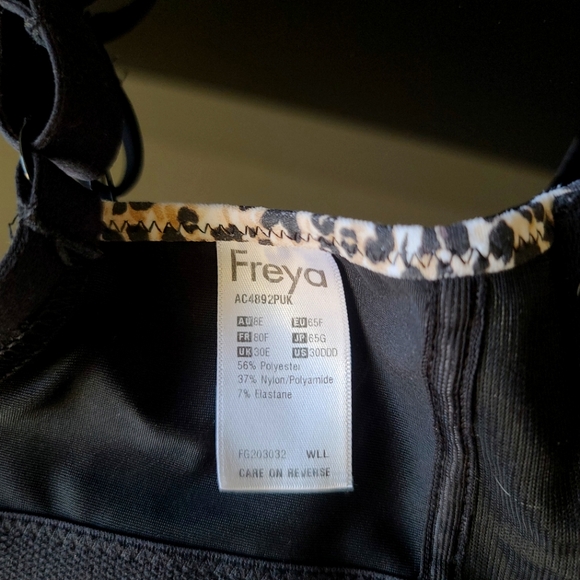 Freya Sonic Underwire Molded Spacer Sports Bra AC4892 - Picture 3 of 5